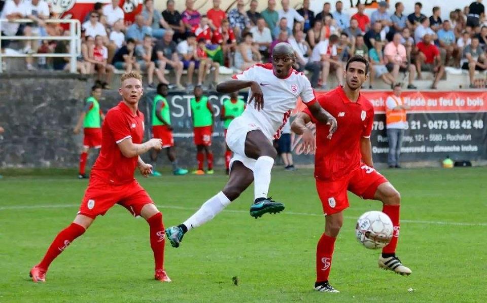 阿贾克斯欧冠征途：从低谷到逆袭的涅槃重生